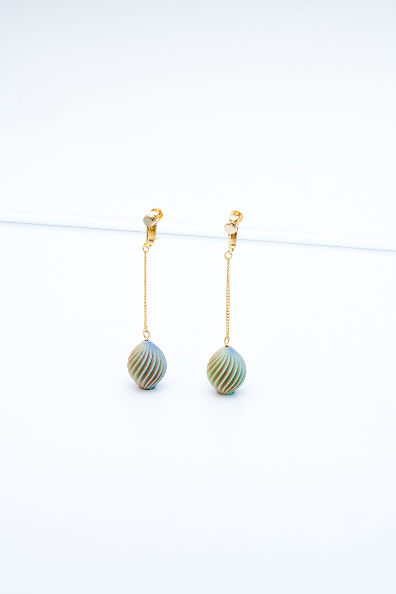 【日本入手困難】Enameled l earrings イヤリング 61h07S1tmjL._UY350_.jpg