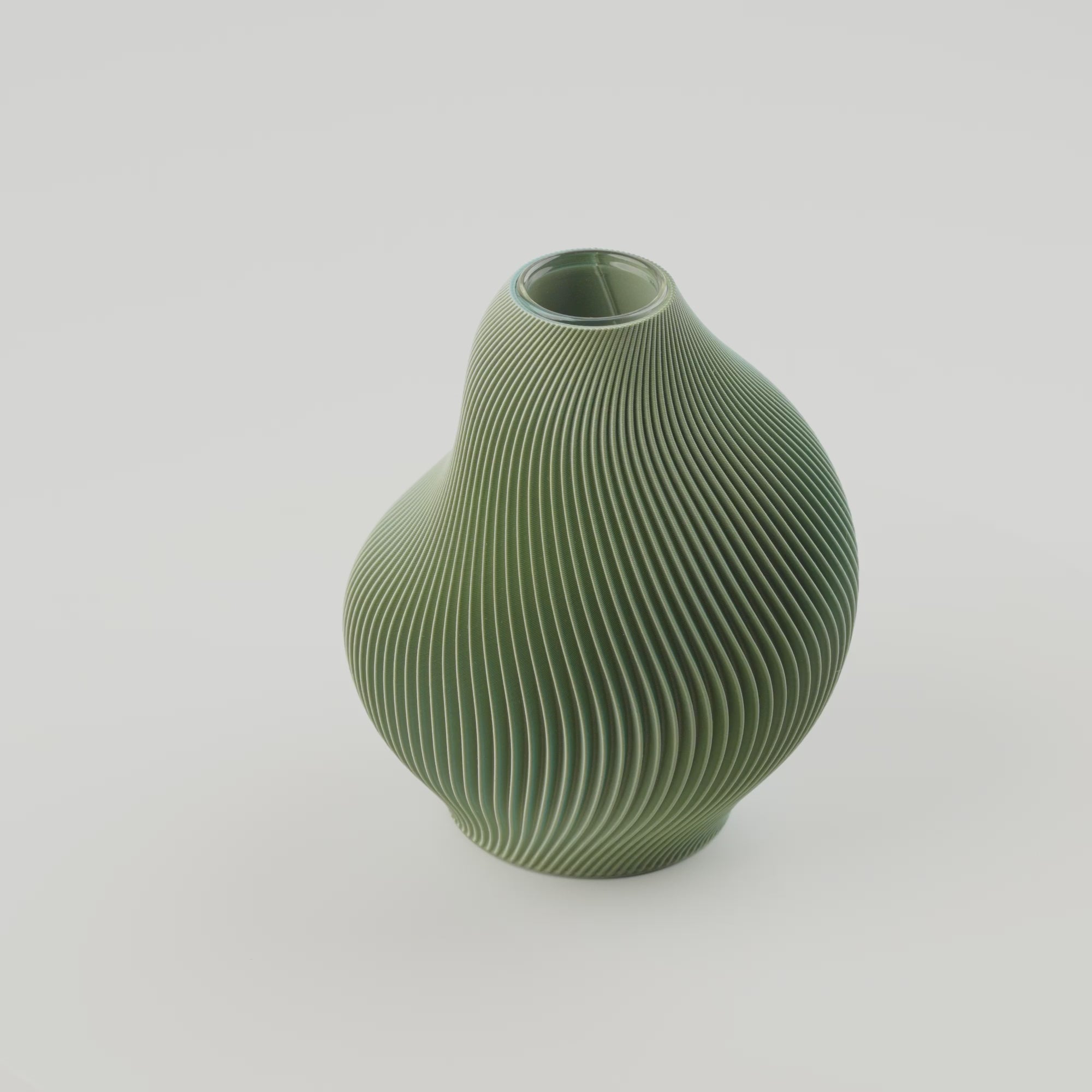 究極の美◾️蔵から見事な流れ落ちる釉薬の美しい完璧な造形の花瓶、壺が出て来ました。 究極の美◾️蔵から見事な流れ落ちる釉薬の美しい完璧な造形の